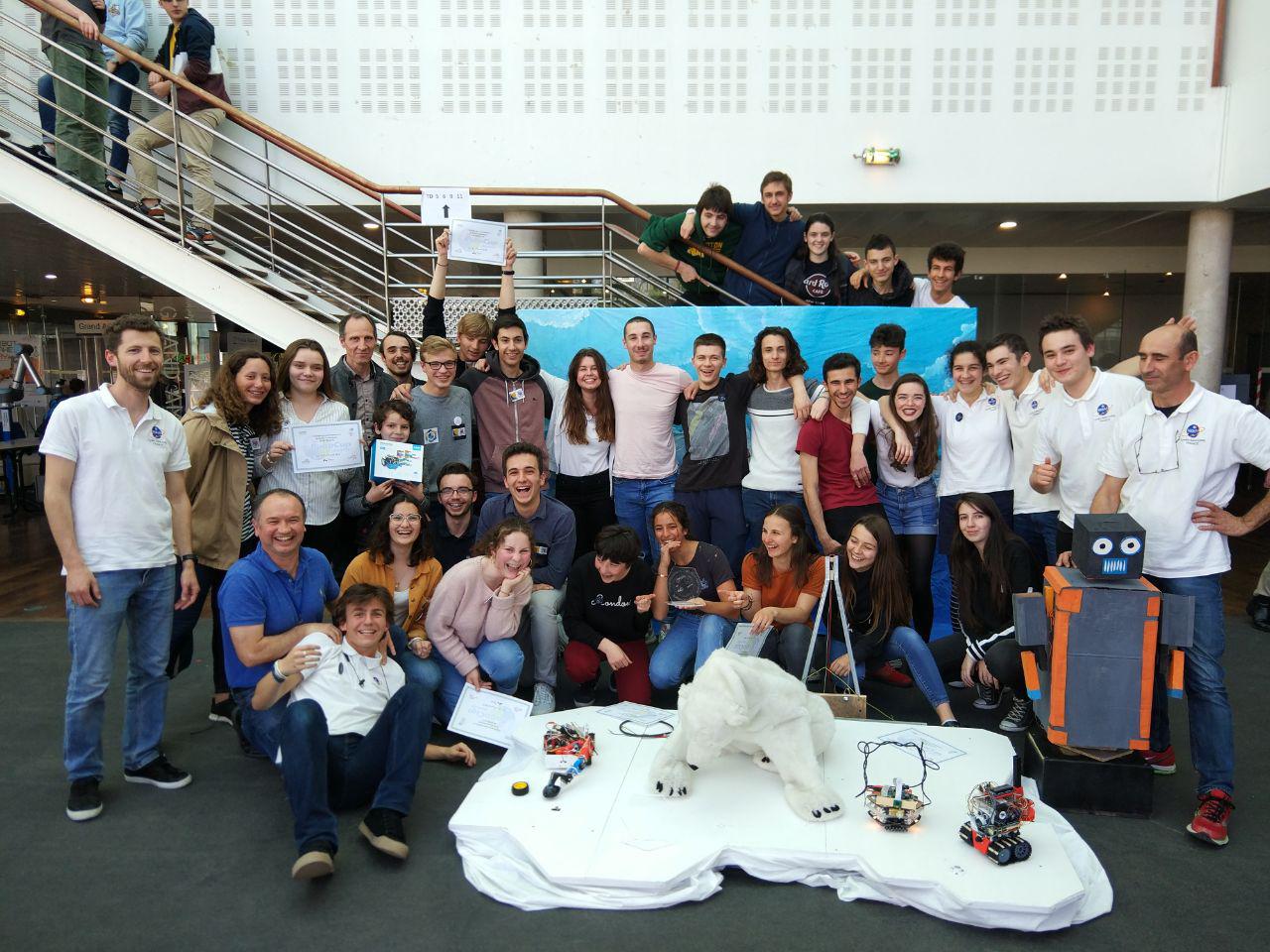 Robocup 2019 : 5 équipes du lycée Saint Cricq au niveau académiques et 3 sélectionnées pour les championnats d’Europe et du Monde.