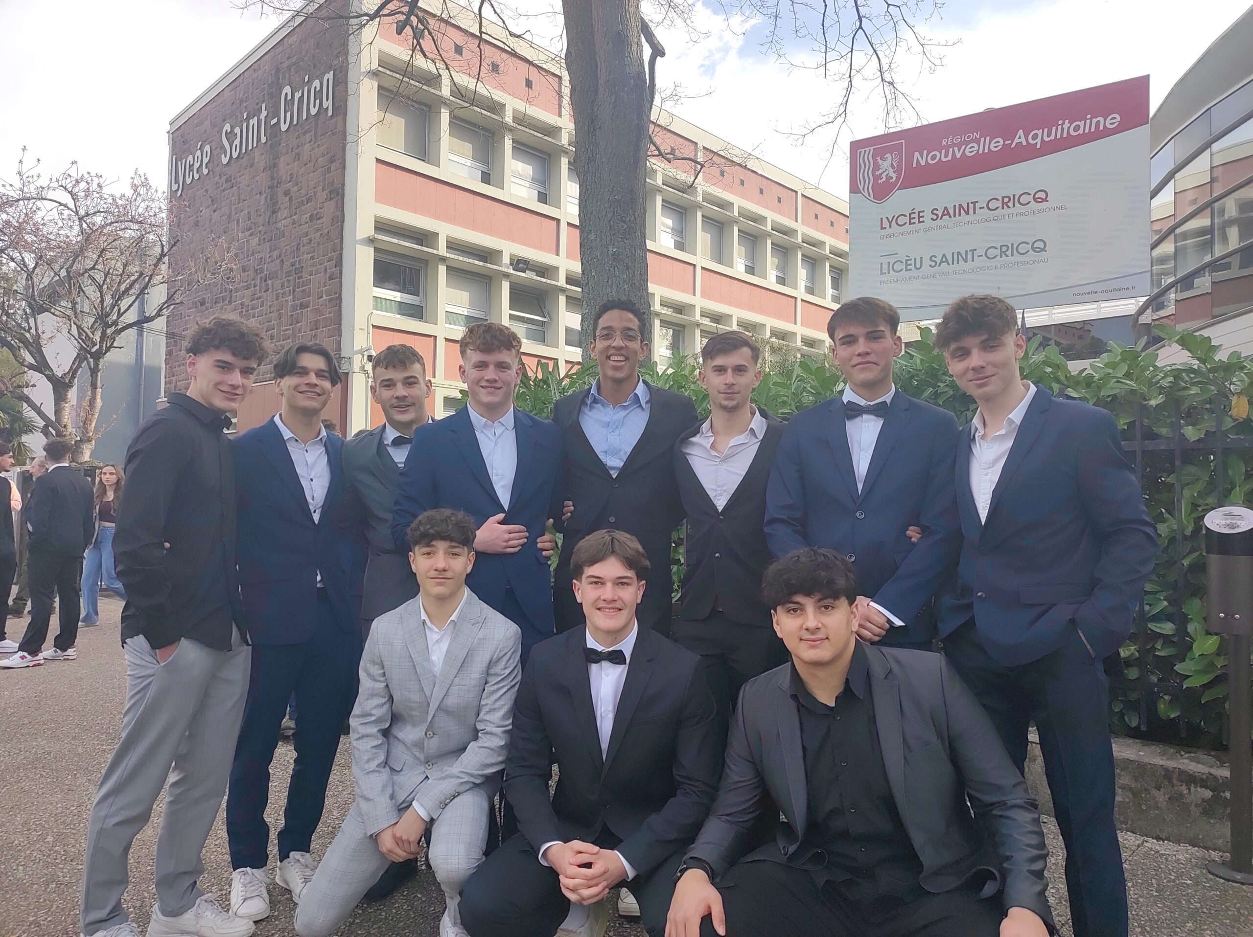 Père Cent au lycée Saint-Cricq
